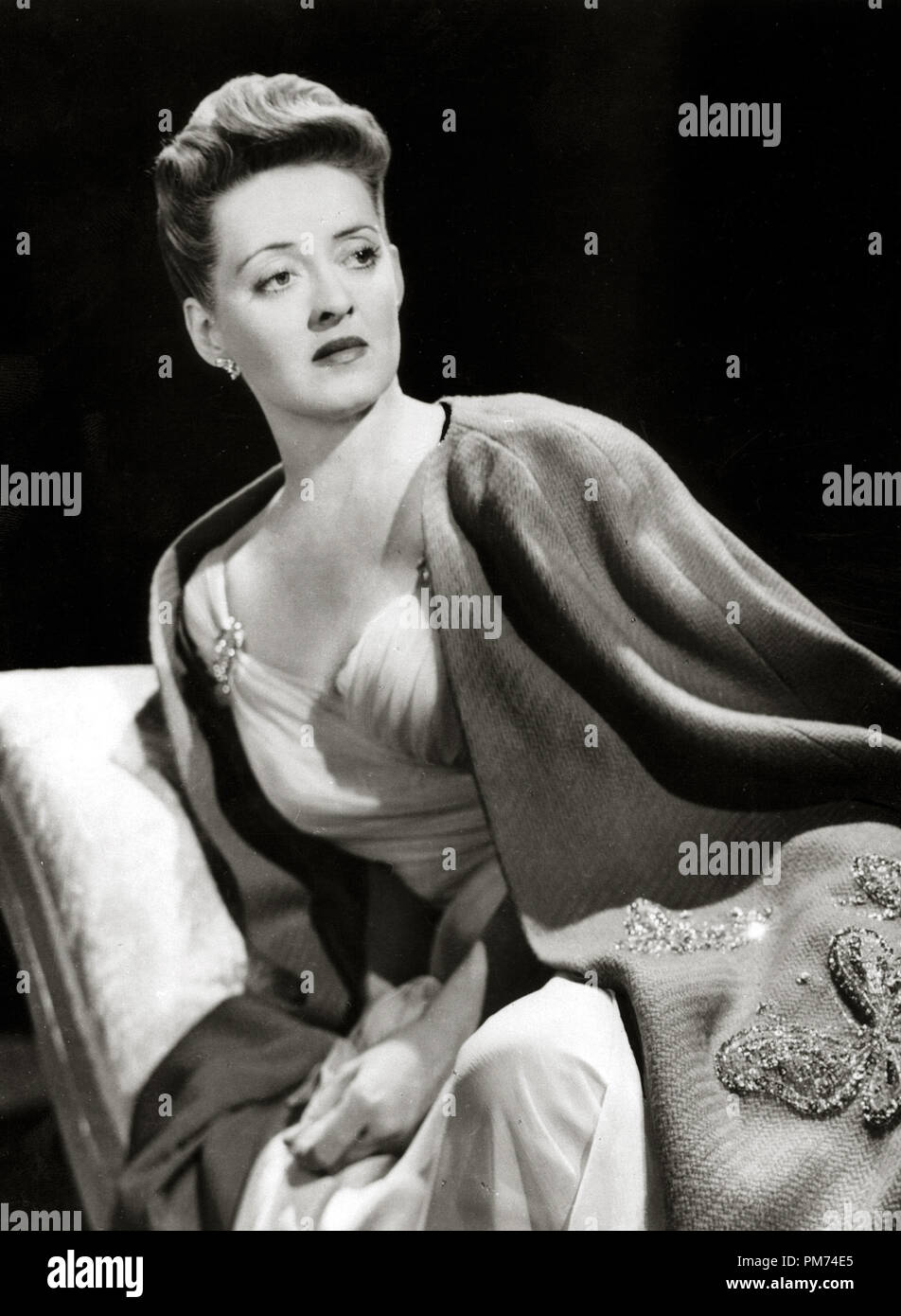 Bette Davis, 'Now Voyager' 1942 Warner File Reference # 30928 110THA Stock Photo