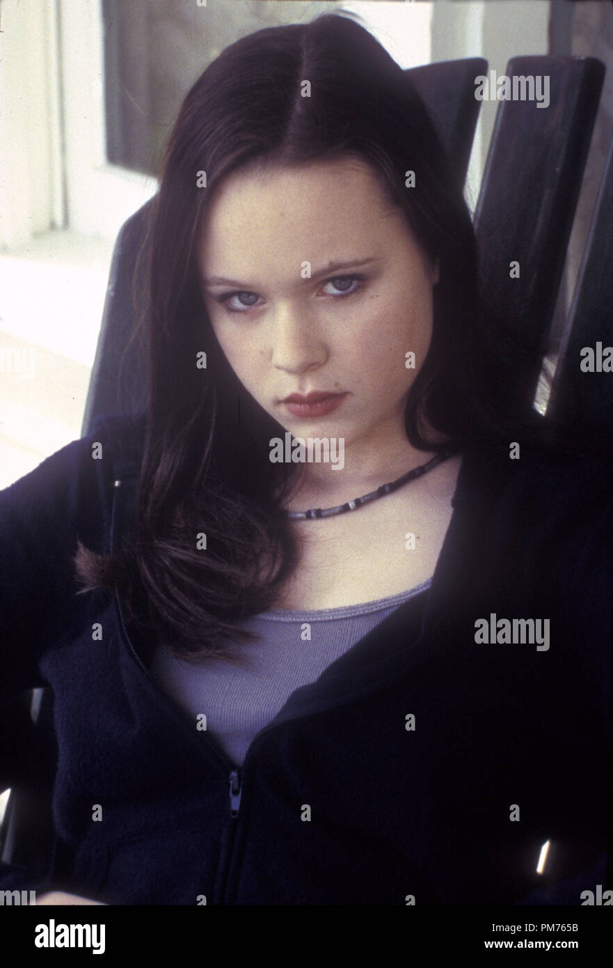 Film Still / Publicity Still from "American Beauty" Thora Birch © 1999 DreamWorks Photo Credit
