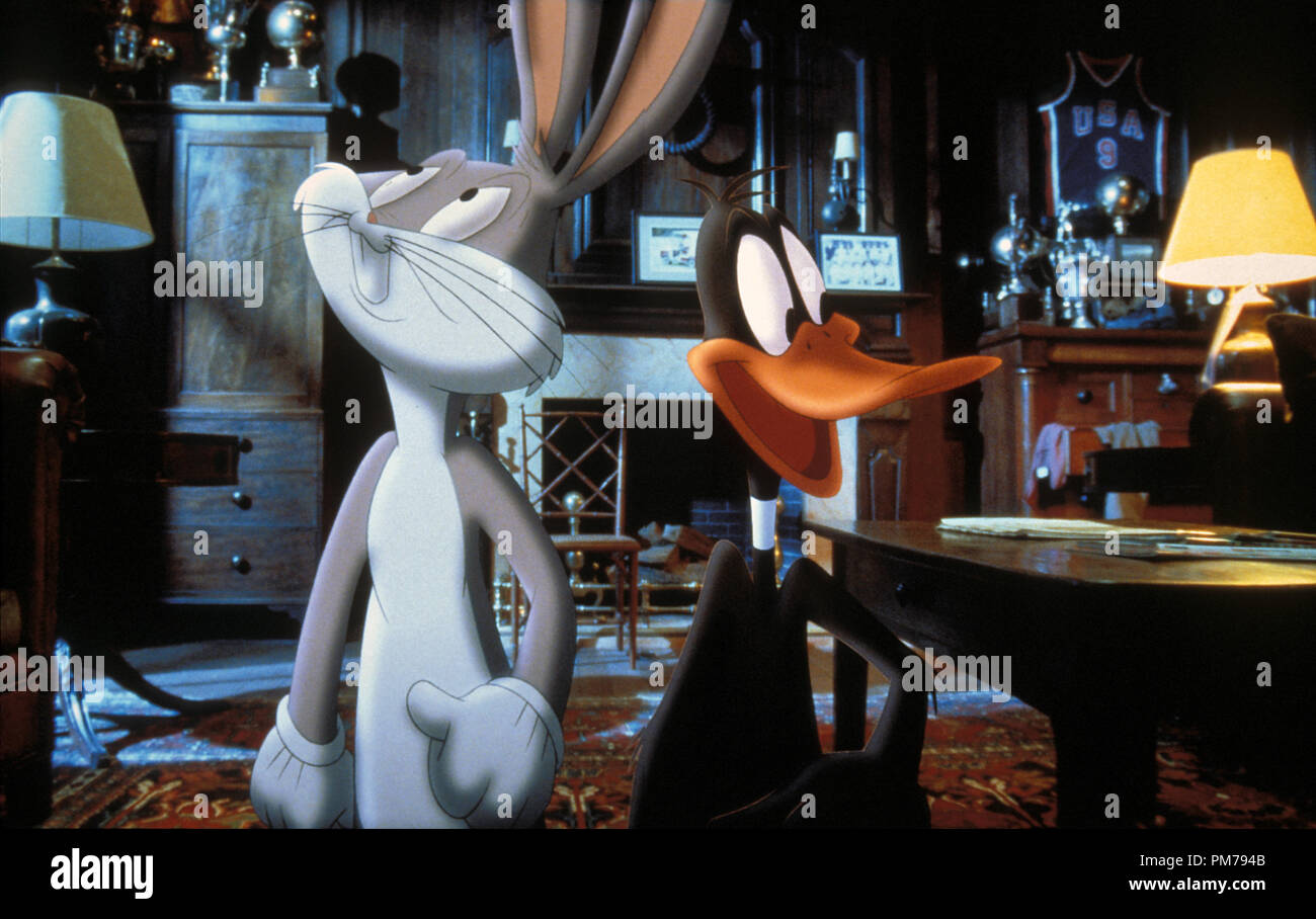 Film Still from 'Space Jam' Bugs Bunny, Daffy Duck © 1996 Warner  File Reference # 31042245THA  For Editorial Use Only - All Rights Reserved Stock Photo