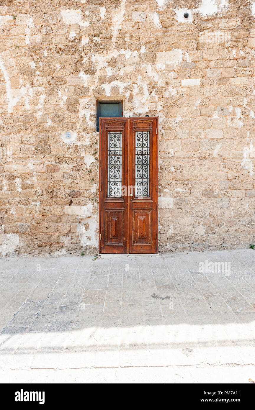 Israel tel aviv 07 september 2018 old city of jaffa old door
