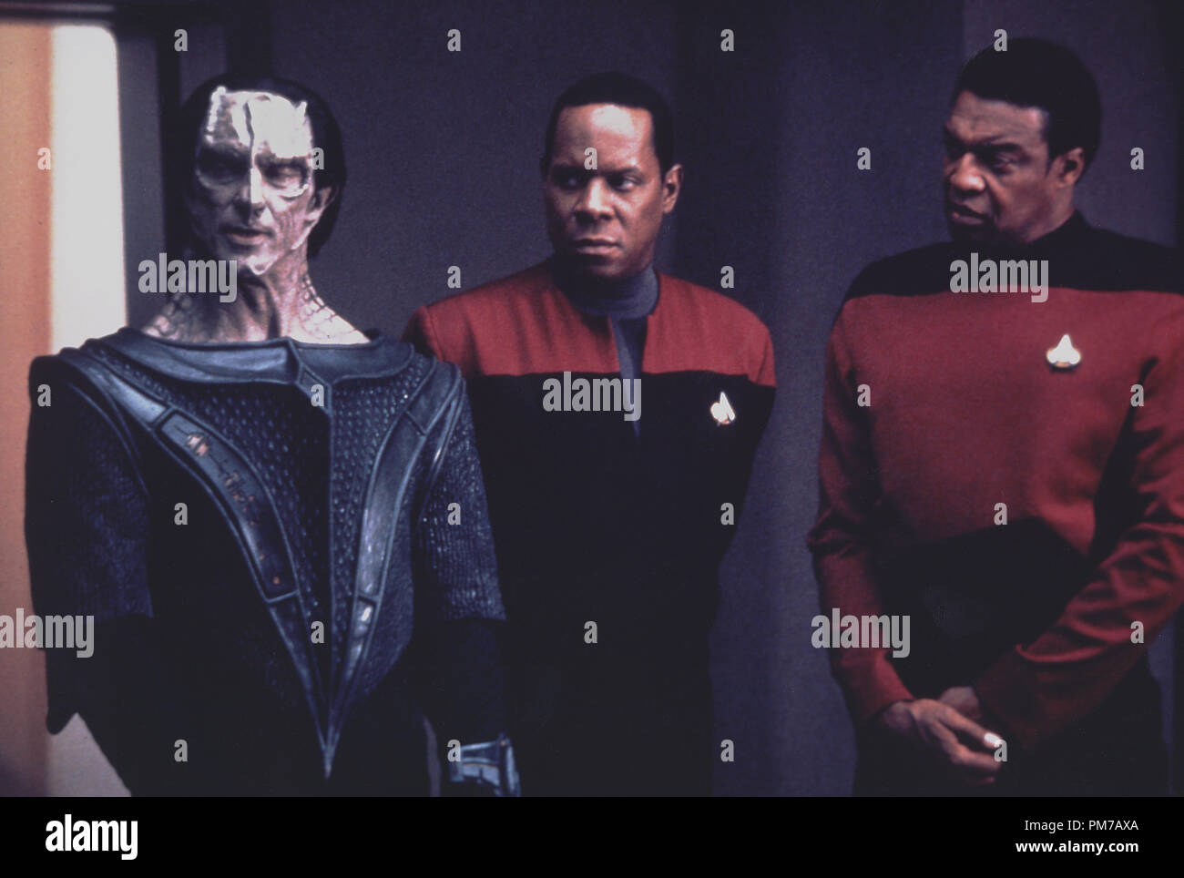 Film Still from 'Star Trek: Deep Space Nine' Marc Alaimo, Avery Brooks 1995   File Reference # 31043084THA  For Editorial Use Only - All Rights Reserved Stock Photo