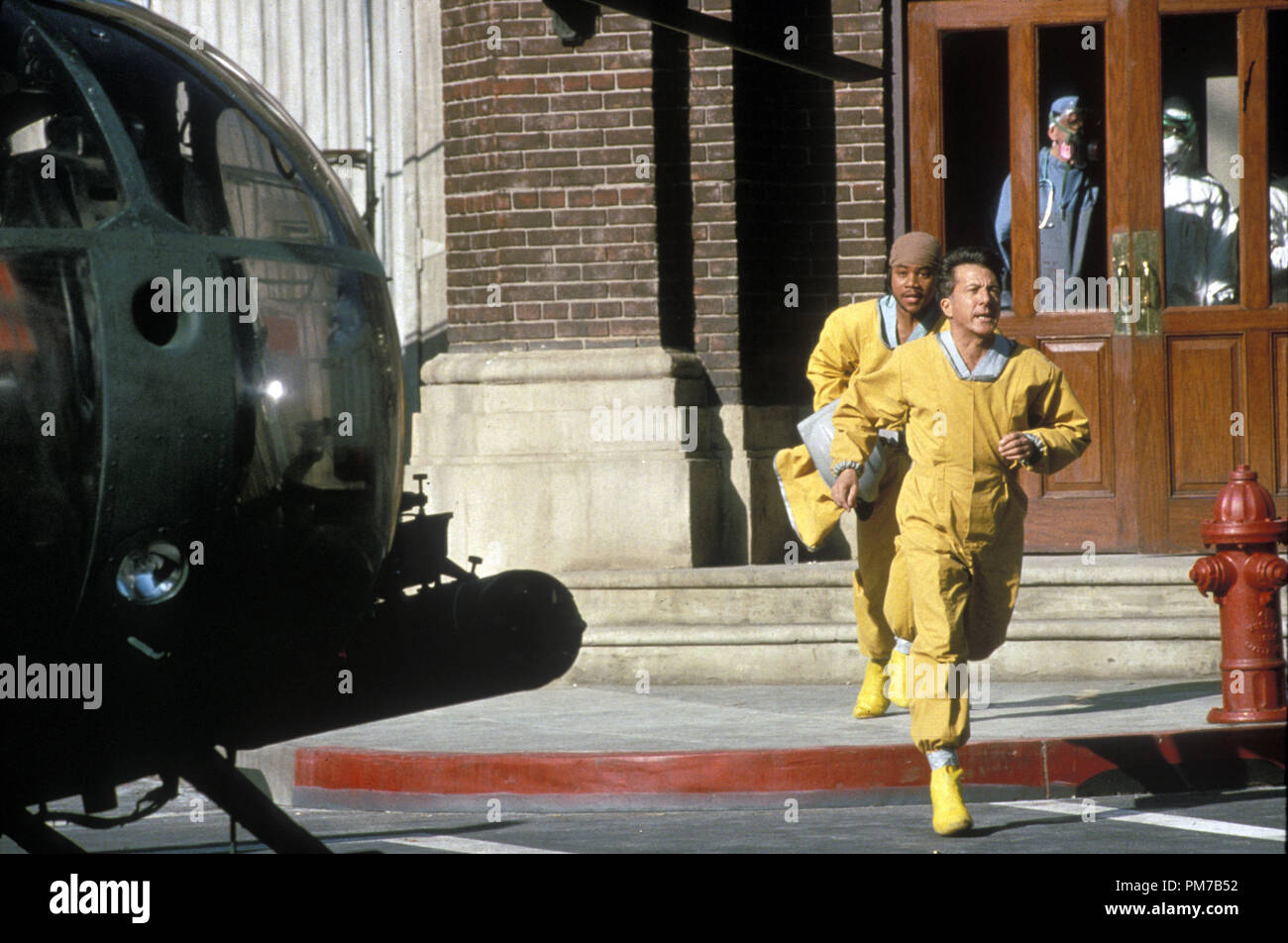 Dustin hoffman outbreak 1995 hires stock photography and images Alamy