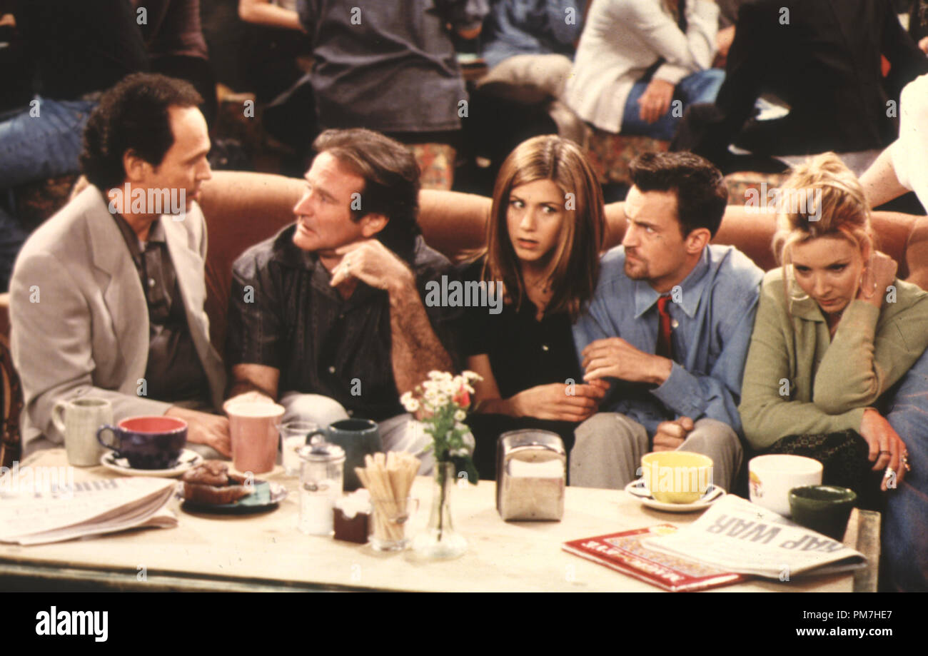 Film Still from "Friends" Episode: The One with the Ultimate Fighting  Champion Billy Crystal,Robin Williams,Jennifer Aniston,Matthew Perry, &  Lisa Kudrow © 1997 Warner File Reference # 31013329THA For Editorial Use  Only -
