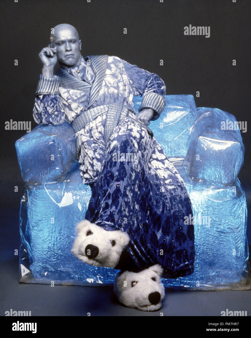 Film Still from 'Batman and Robin' Arnold Schwarzenegger © 1997 Warner Brothers / D.C. Comics   File Reference # 31013439THA  For Editorial Use Only - All Rights Reserved Stock Photo