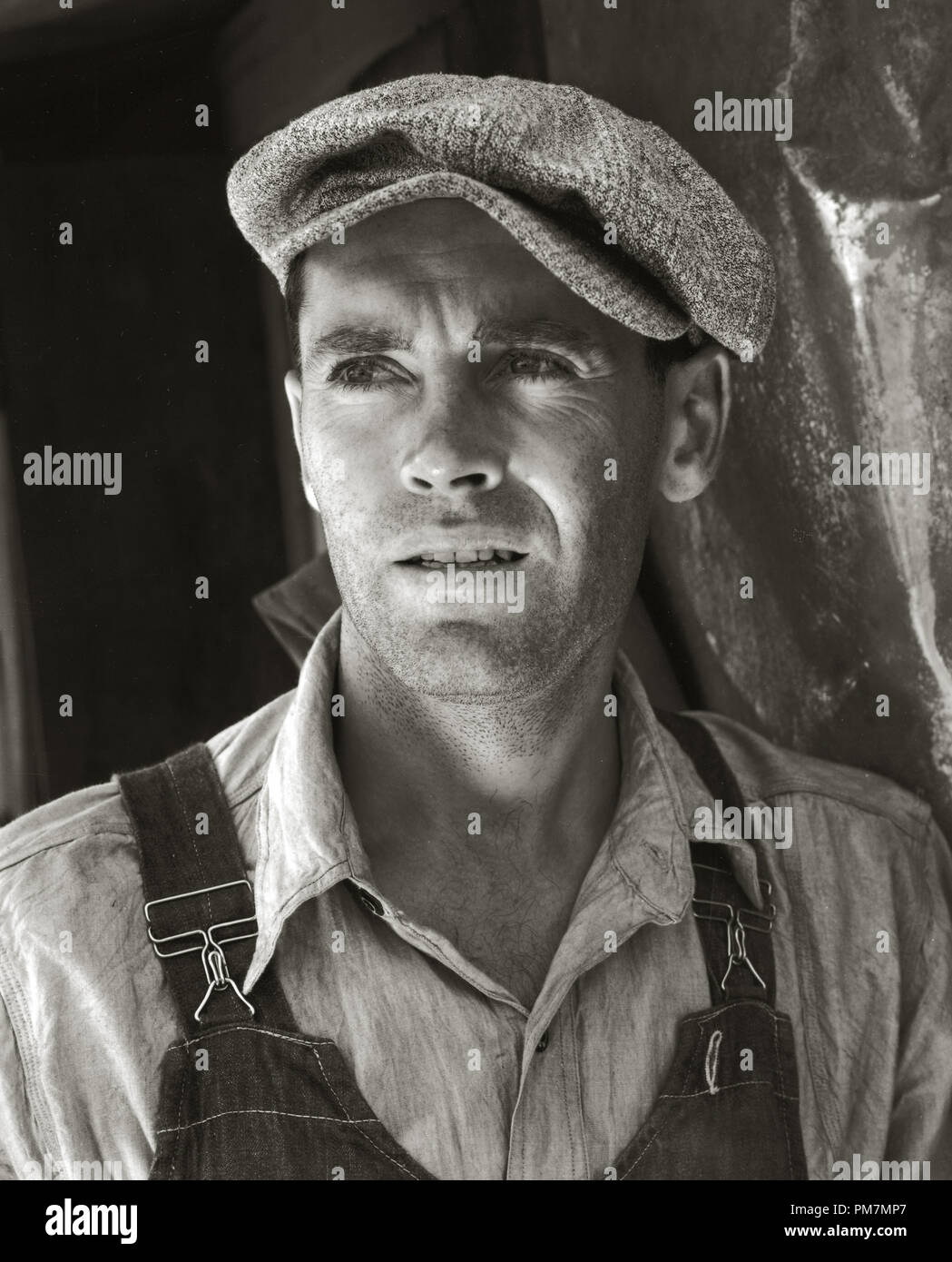 Henry Fonda, 'The Grapes of Wrath' 1940 20th Century Fox  File Reference # 31202 447THA Stock Photo