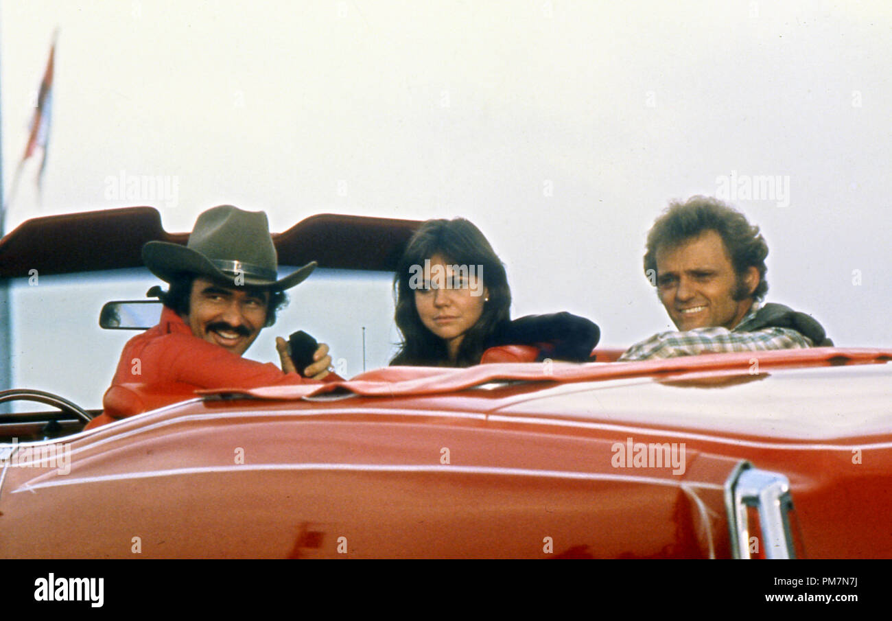 Studio publicity film still from 'Smokey and the Bandit' Burt Reynolds, Sally Field, Jerry Reed 1977 Universal   File Reference # 31202 753THA Stock Photo