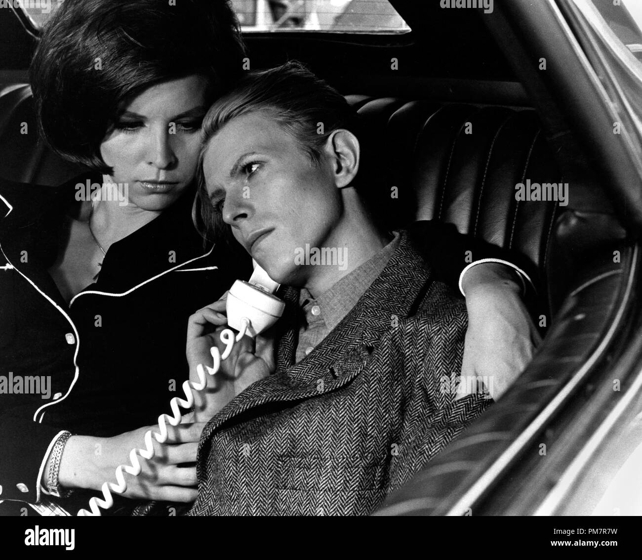 Studio Publicity Still The Man Who Fell To Earth Candy Clark David 