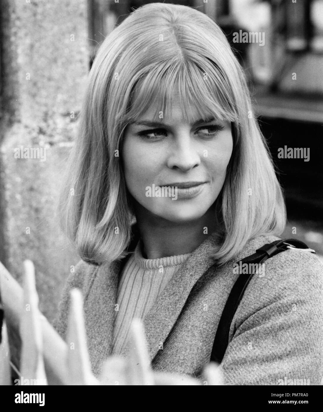 Julie Christie 1965 High Resolution Stock Photography and Images - Alamy