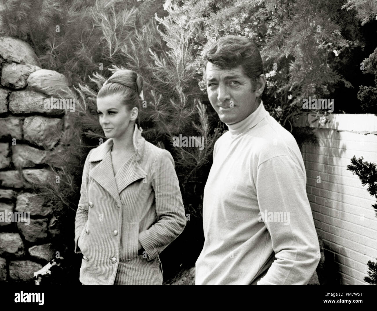 Dean Martin and Ann-Margret, 'Murderers' Row' 1966 Columbia File Reference # 31386 904THA Stock Photo