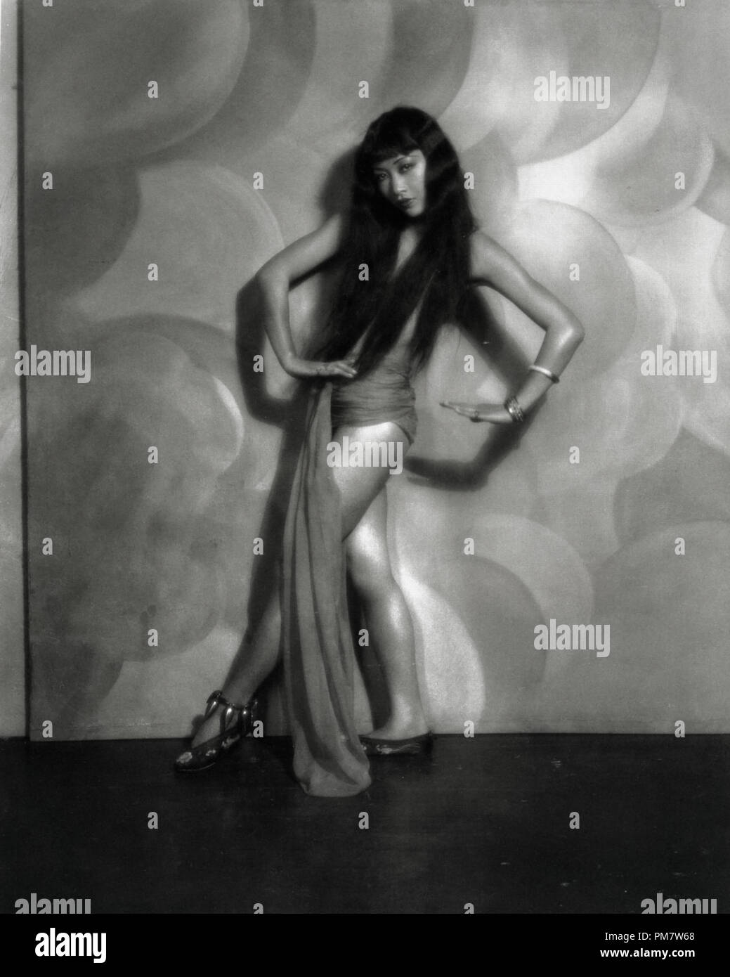 Anna May Wong, 1927.  File Reference # 31386 911 Stock Photo