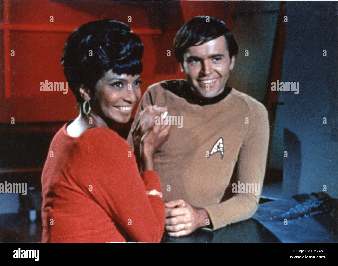 Studio Publicity Still from 'Star Trek' Nichelle Nichols, Walter Koening circa 1967 Paramount File Reference # 31537 615THA Stock Photo