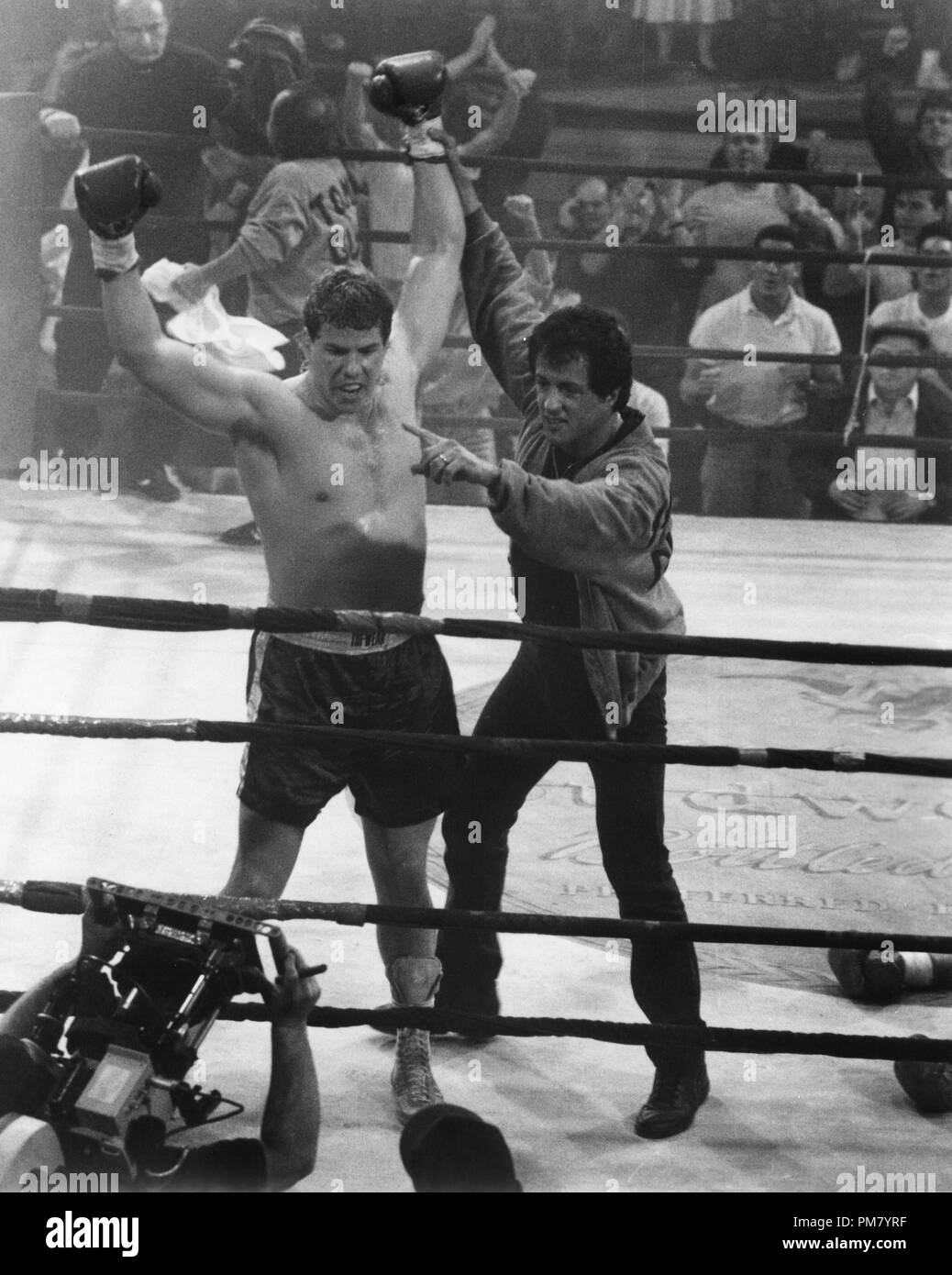 Film still or Publicity still from "Rocky V" Tommy Morrison, Sylvester Stallone © 1990 MGM  All Rights Reserved   File Reference # 31571093THA  For Editorial Use Only Stock Photo