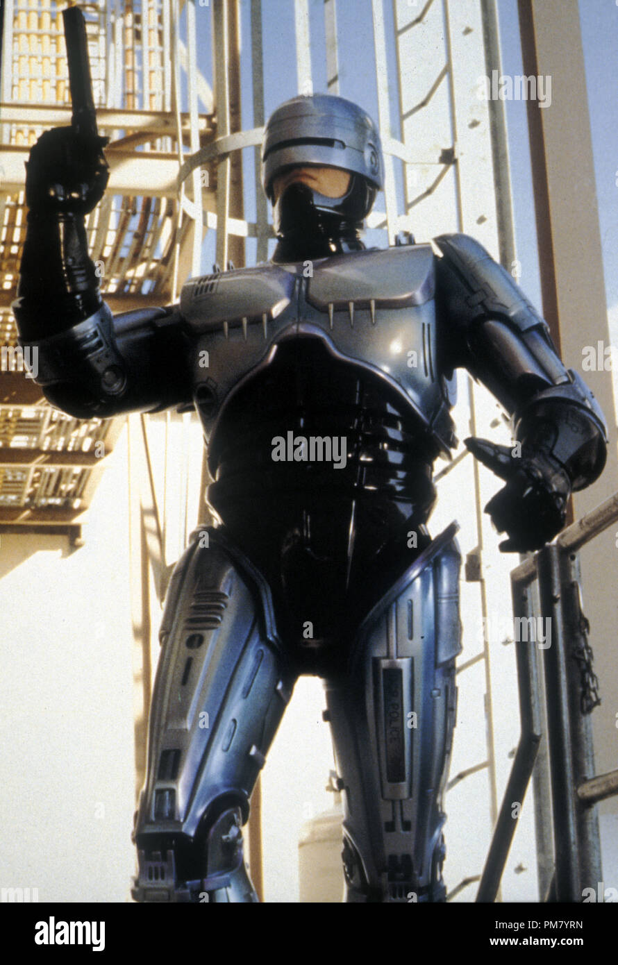 Film still or Publicity still from 'Robocop 2' Peter Weller © 1990 Orion All Rights Reserved   File Reference # 31571099THA  For Editorial Use Only Stock Photo
