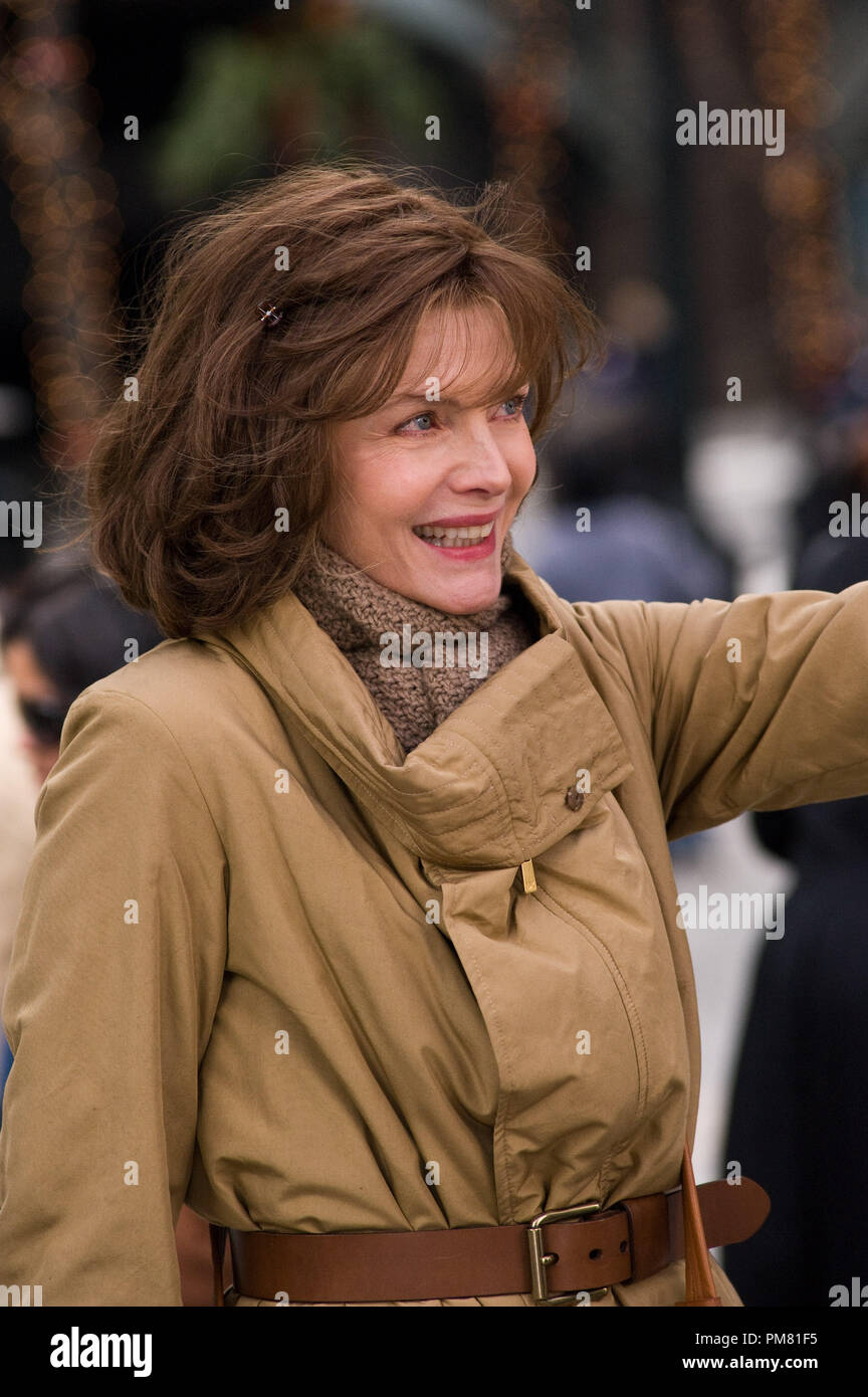 Michelle Pfeiffer As Ingrid In New Line Cinema S Romantic Comedy New Year S Eve A Warner Bros Pictures Release Stock Photo Alamy