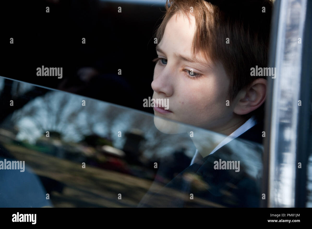THOMAS HORN as Oskar Schell in Warner Brothers Pictures drama EXTREMELY LOUD & INCREDIBLY CLOSE, a Warner Bros. Pictures release. Stock Photo