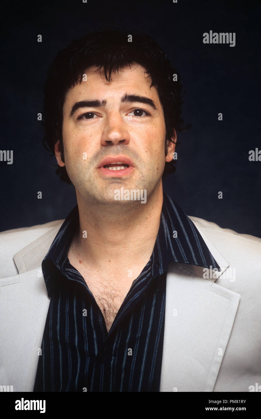 Ron Livingston, 2004. Reproduction by American tabloids is absolutely forbidden. © JRC /The Hollywood Archive  -  All Rights Reserved  File Reference # 31315 062 Stock Photo