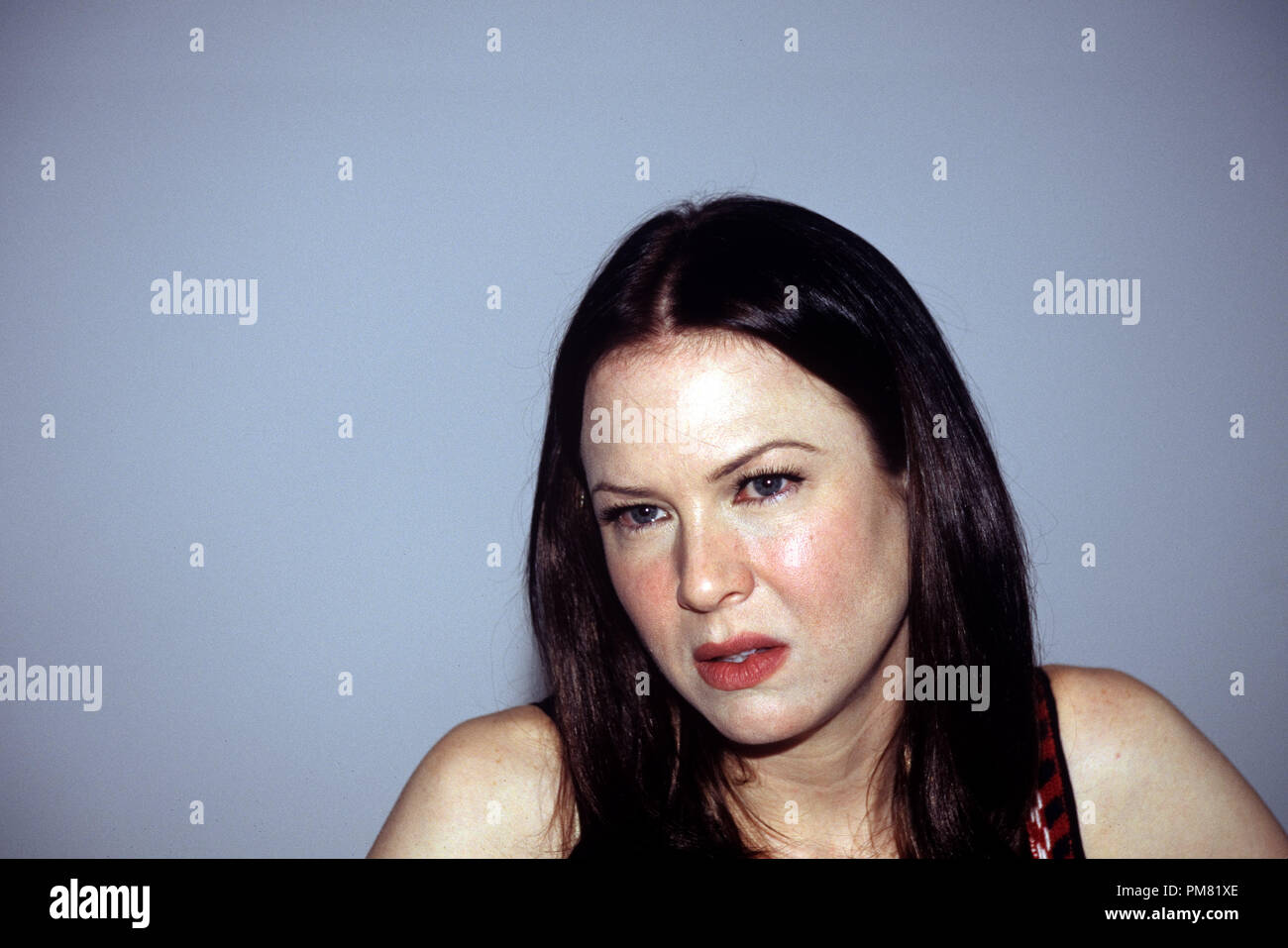 Renee Zellweger, 2004. Reproduction by American tabloids is absolutely forbidden. © JRC /The Hollywood Archive  -  All Rights Reserved  File Reference # 31315 113 Stock Photo