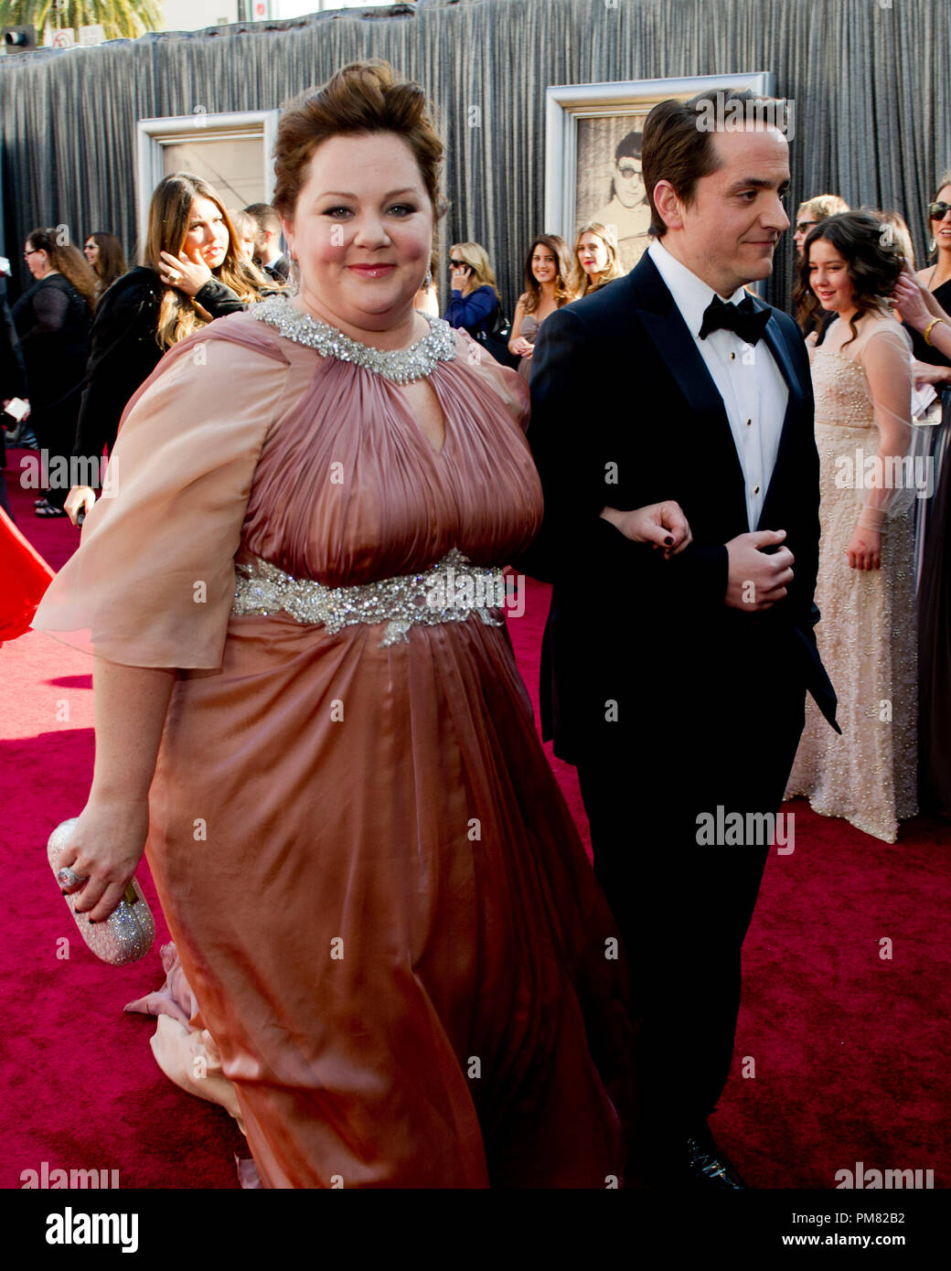 Melissa McCarthy, Oscar-nominee for Performance by an Actress in a  Supporting Role, and Ben Falcone arrive for the 84th Annual Academy Awards  from Hollywood, CA February 26, 2012 Stock Photo - Alamy