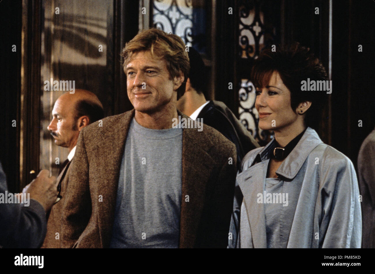 film still or publicity still from sneakers robert redford mary mcdonnell 1992 universal pictures photo credit melinda sue gordon all rights reserved file reference 31487 268tha for editorial use only PM85KD