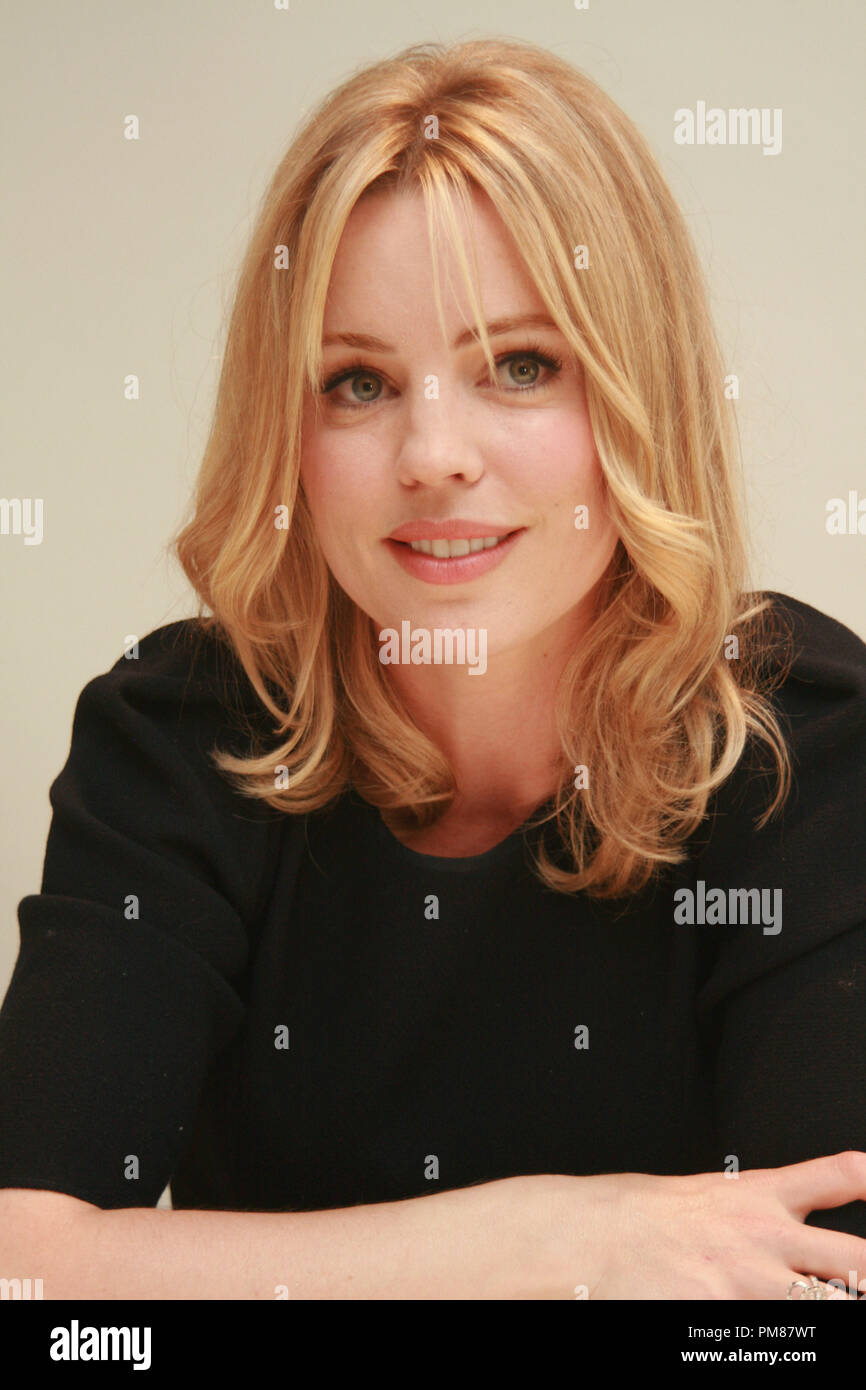 Melissa George "Hunted" TV Series Portrait Session, July 31, 2012.  Reproduction by American tabloids is absolutely forbidden. File Reference #  31609 026JRC For Editorial Use Only - All Rights Reserved Stock Photo -  Alamy
