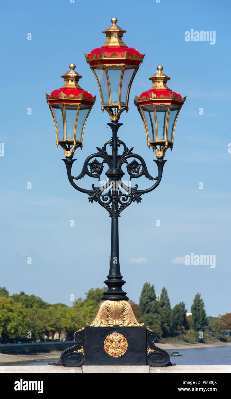 Old gas lamps on Putney Bridge, Putney, London Borough of Wandsworth, Greater London, England, United Kingdom Stock Photo