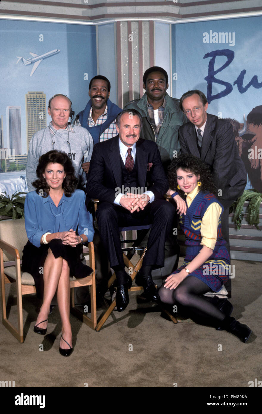 Studio Publicity Still from 'Buffalo Bill' Joanna Cassidy, John Fiedler, Meshach Taylor, Dabney Coleman, Charles Robinson, Max Wright, Geena Davis circa 1983   All Rights Reserved   File Reference # 31708259THA  For Editorial Use Only Stock Photo