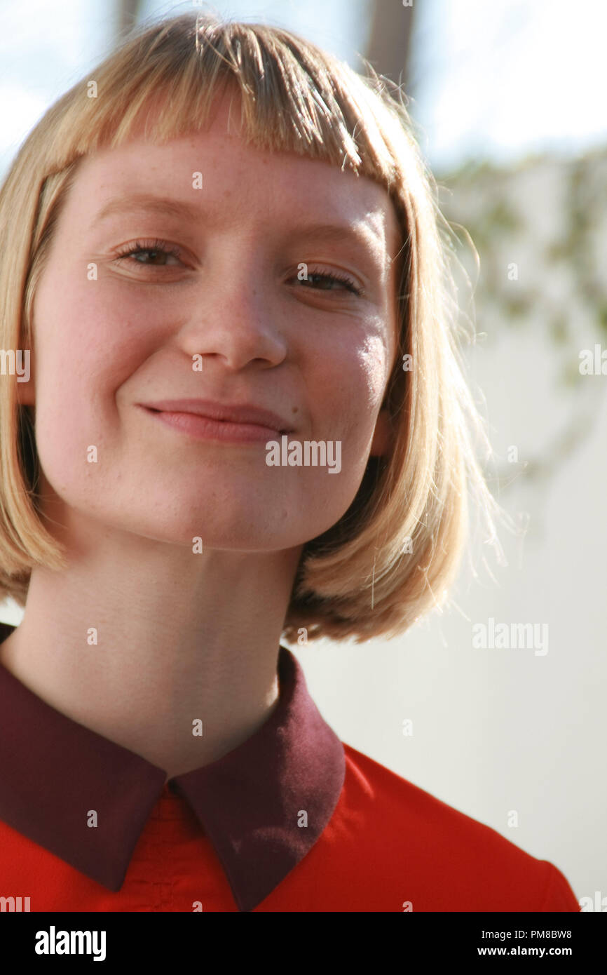 Mia Wasikowska  'Stoker' Portrait Session, January 26, 2013. Reproduction by American tabloids is absolutely forbidden. File Reference # 31822 055JRC  For Editorial Use Only -  All Rights Reserved Stock Photo