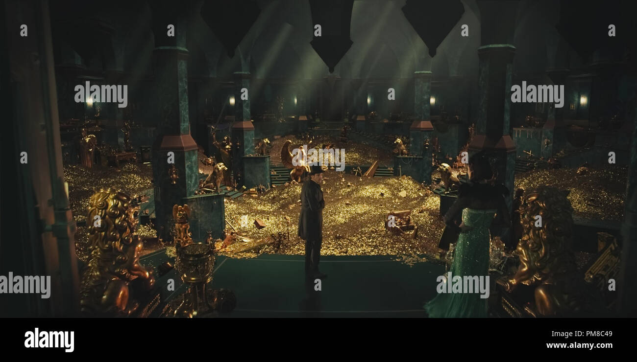 "OZ THE GREAT AND POWERFUL" James Franco Stock Photo Alamy