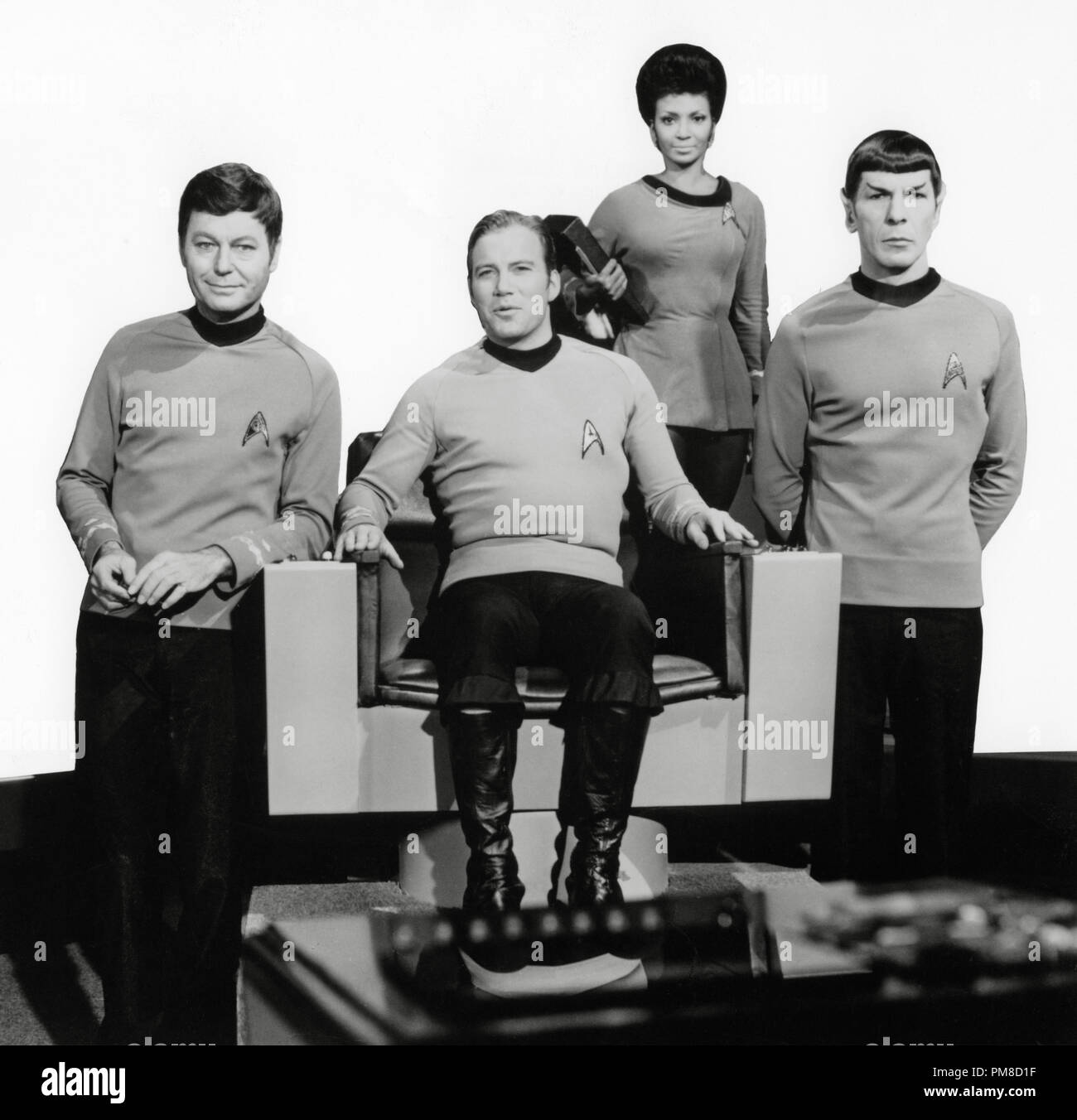 DeForest Kelley, William Shatner, Nichelle Nichols and Leonard Nimoy  'Star Trek' TV Series (1966-1969)    File Reference # 31955 207THA Stock Photo
