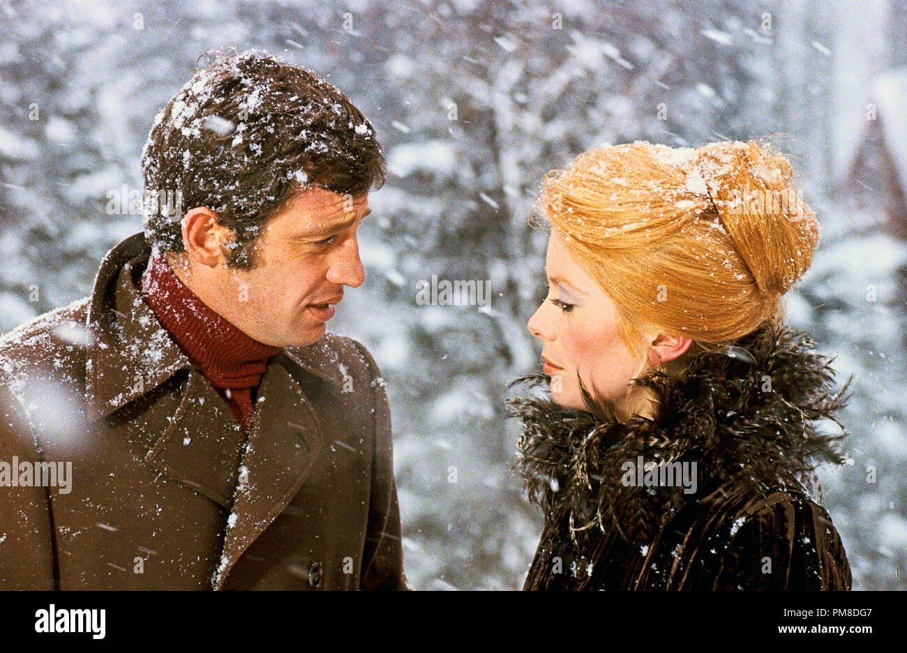 Catherine Deneuve, Jean-Paul Belmondo 'Mississippi Mermaid' ('La sirene du Mississipi') 1969     File Reference # 31955 573THA Stock Photo