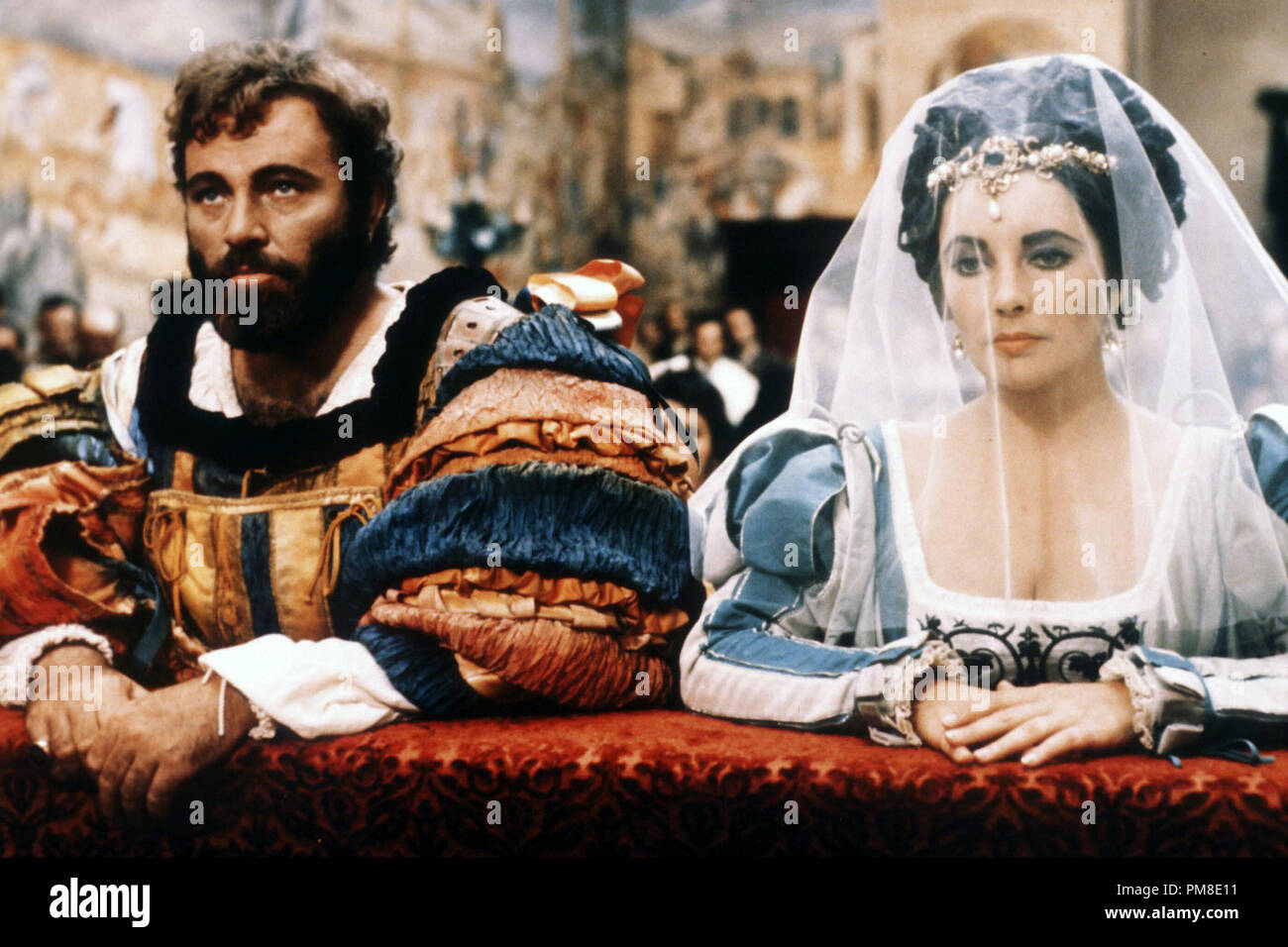 Elizabeth Taylor and Richard Burton,''The Taming of the Shrew' 1966  File Reference # 31202 205THA Stock Photo