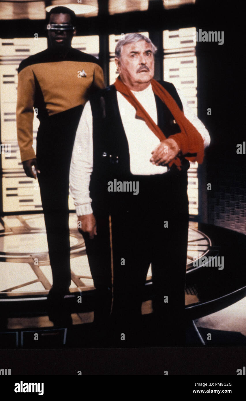 Film still / publicity still from 'Star Trek: The Next Generation' Levar Burton, James Doohan 1993   File Reference # 31371123THA  For Editorial Use Only All Rights Reserved Stock Photo