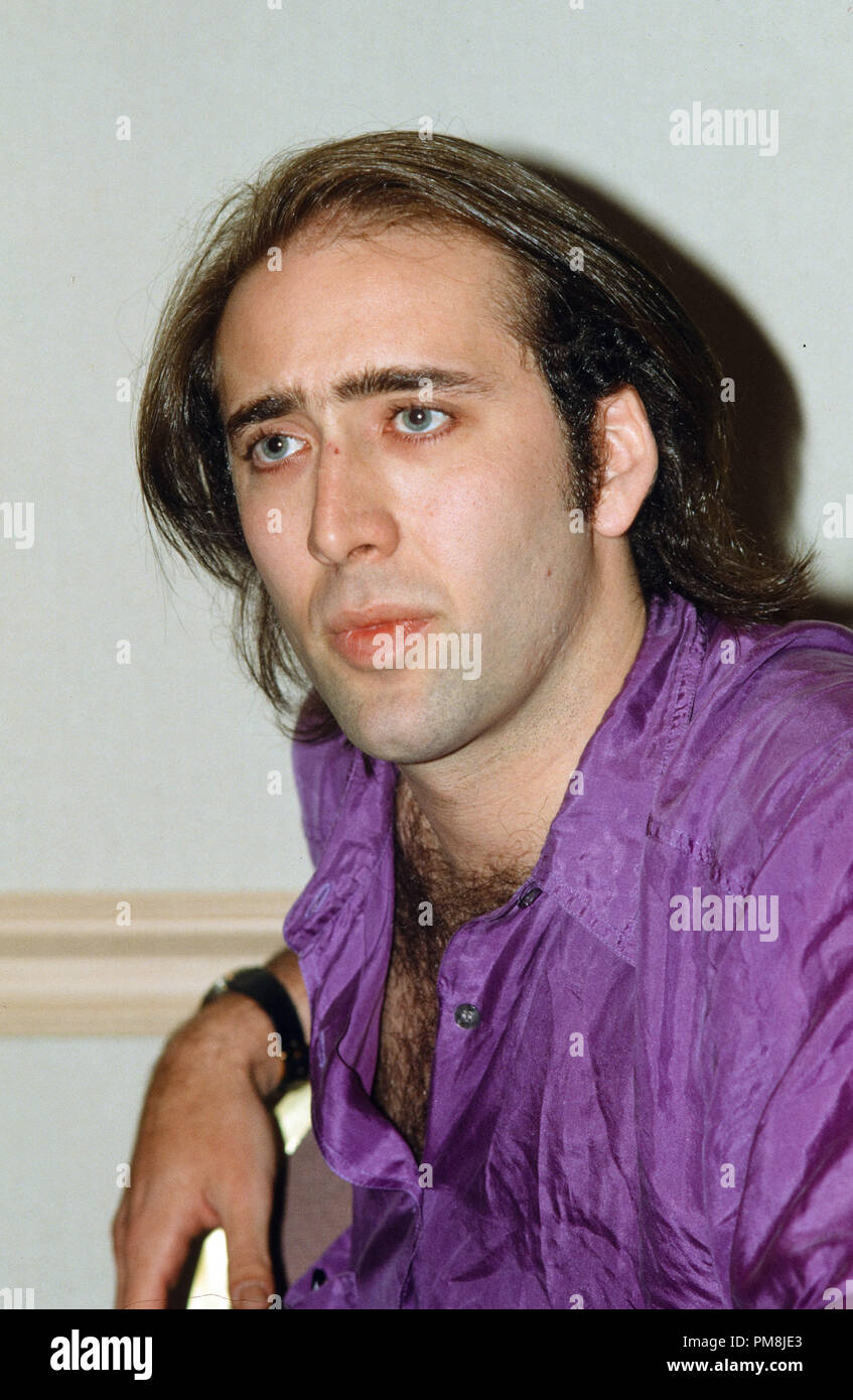 Wild At Heart - Love Me (Performed by Nicolas Cage) 