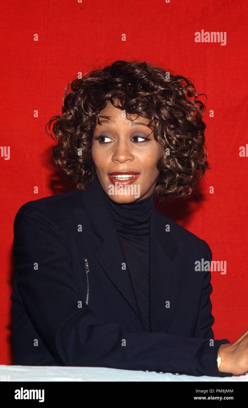 Whitney Houston 1997 © JRC /The Hollywood Archive - All Rights