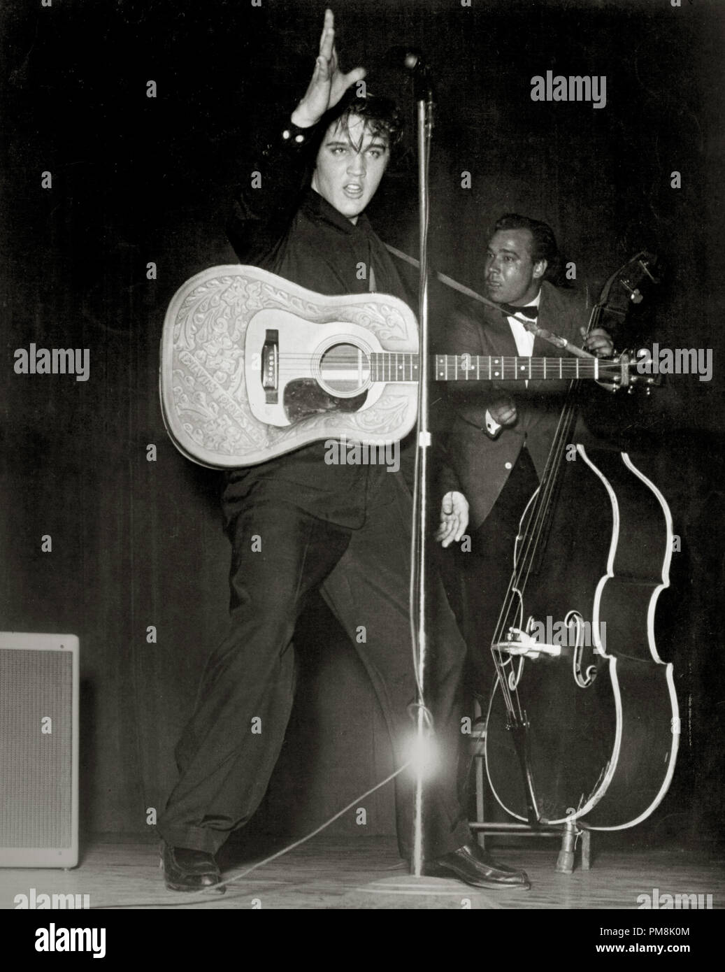 Elvis Presley 1950s Concert Hi Res Stock Photography And Images Alamy