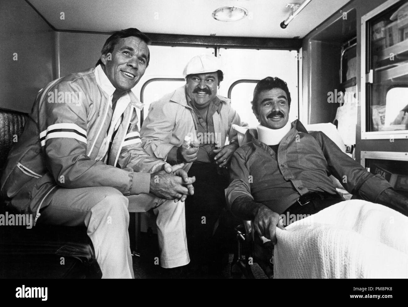 Studio Publicity Still from 'The Cannonball Run' Director Hal Needham, Dom DeLuise, Burt Reynolds © 1981 20th Century Fox All Rights Reserved   File Reference # 31713047THA  For Editorial Use Only Stock Photo