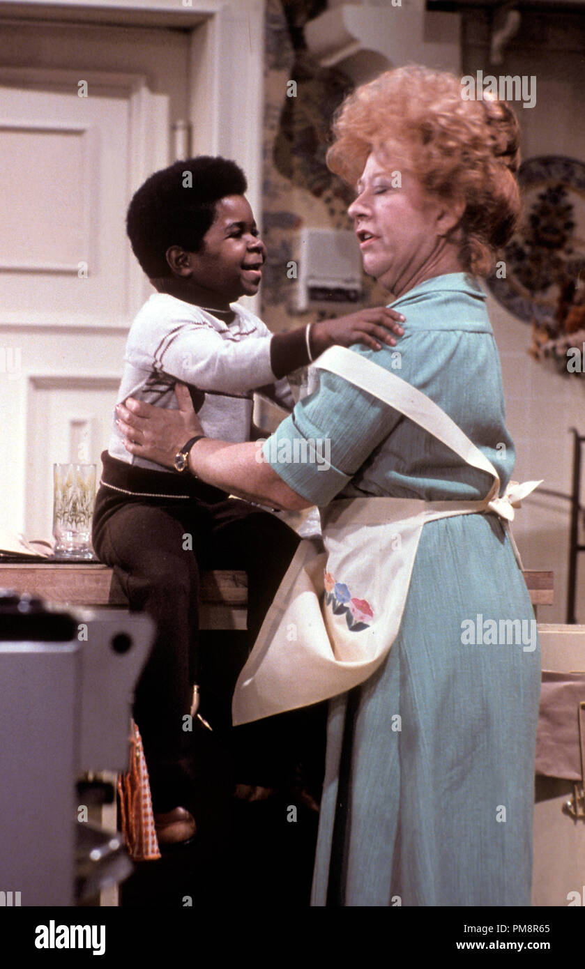 1984 Diff'rent Strokes Cast Signed 8x10 Photo Gary 