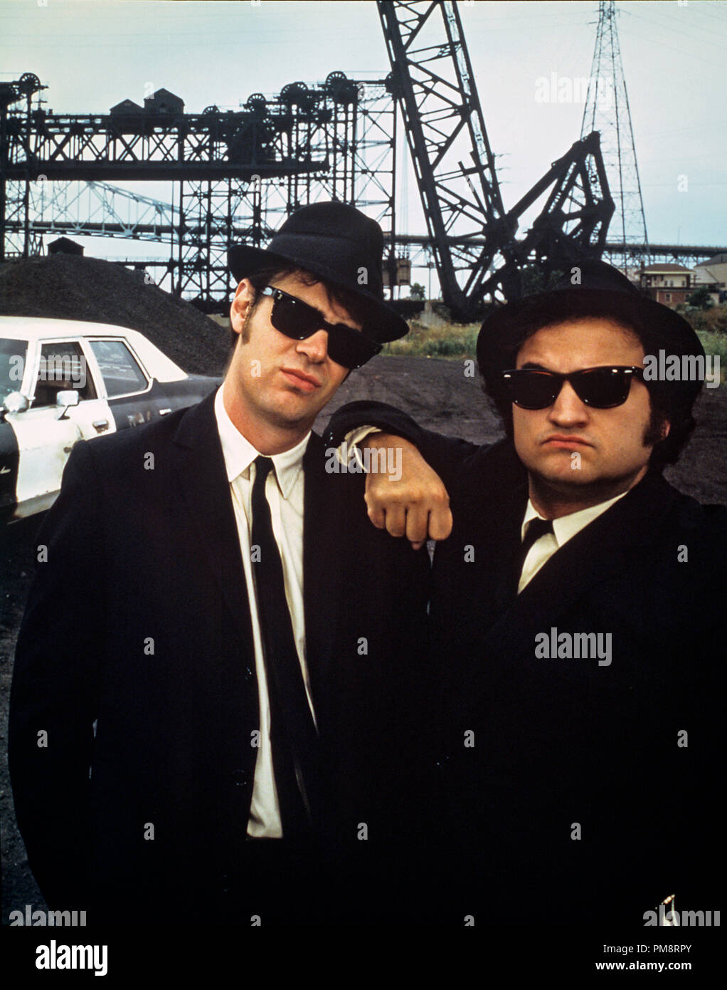 Studio Publicity Still from "The Blues Brothers" Dan Aykroyd, John Belushi © 1980 Universal   All Rights Reserved   File Reference # 31715070THA  For Editorial Use Only Stock Photo