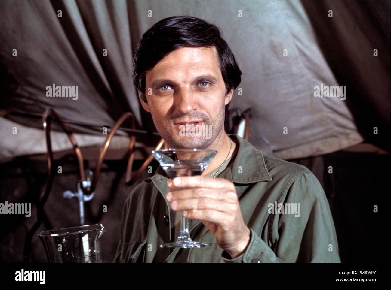 Alan alda hi-res stock photography and images - Alamy