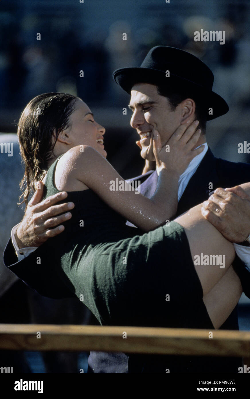 Film still or Publicity still from 'Wild Hearts Can't Be Broken' Gabrielle Anwar, Michael Schoeffling © 1991 Walt Disney Pictures  Photo Credit: Jim Bridges  All Rights Reserved   File Reference # 31527001THA  For Editorial Use Only Stock Photo