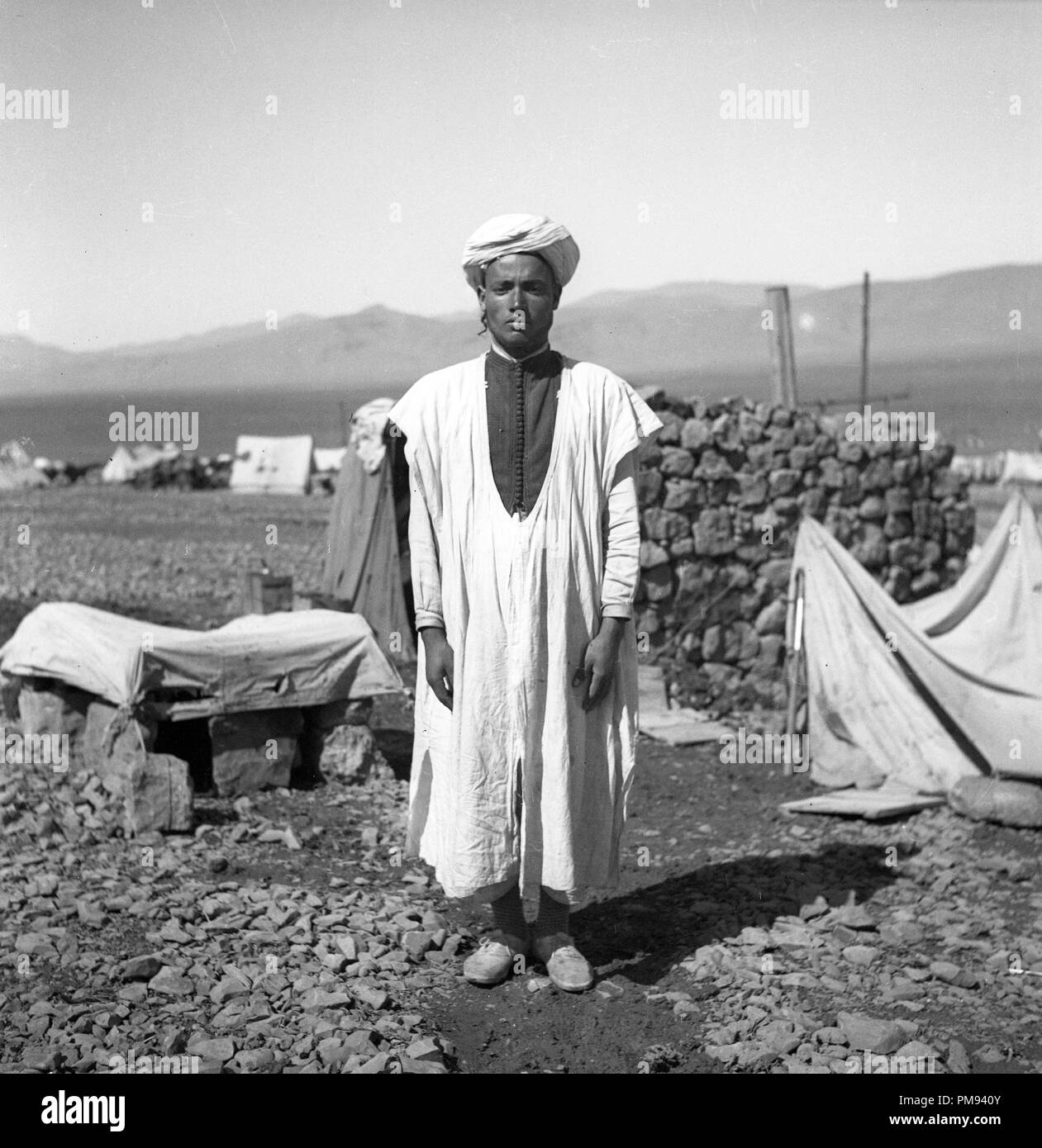 Moroccan farmer trading goods Morocco 1930s Moroccan tribesman Stock Photo
