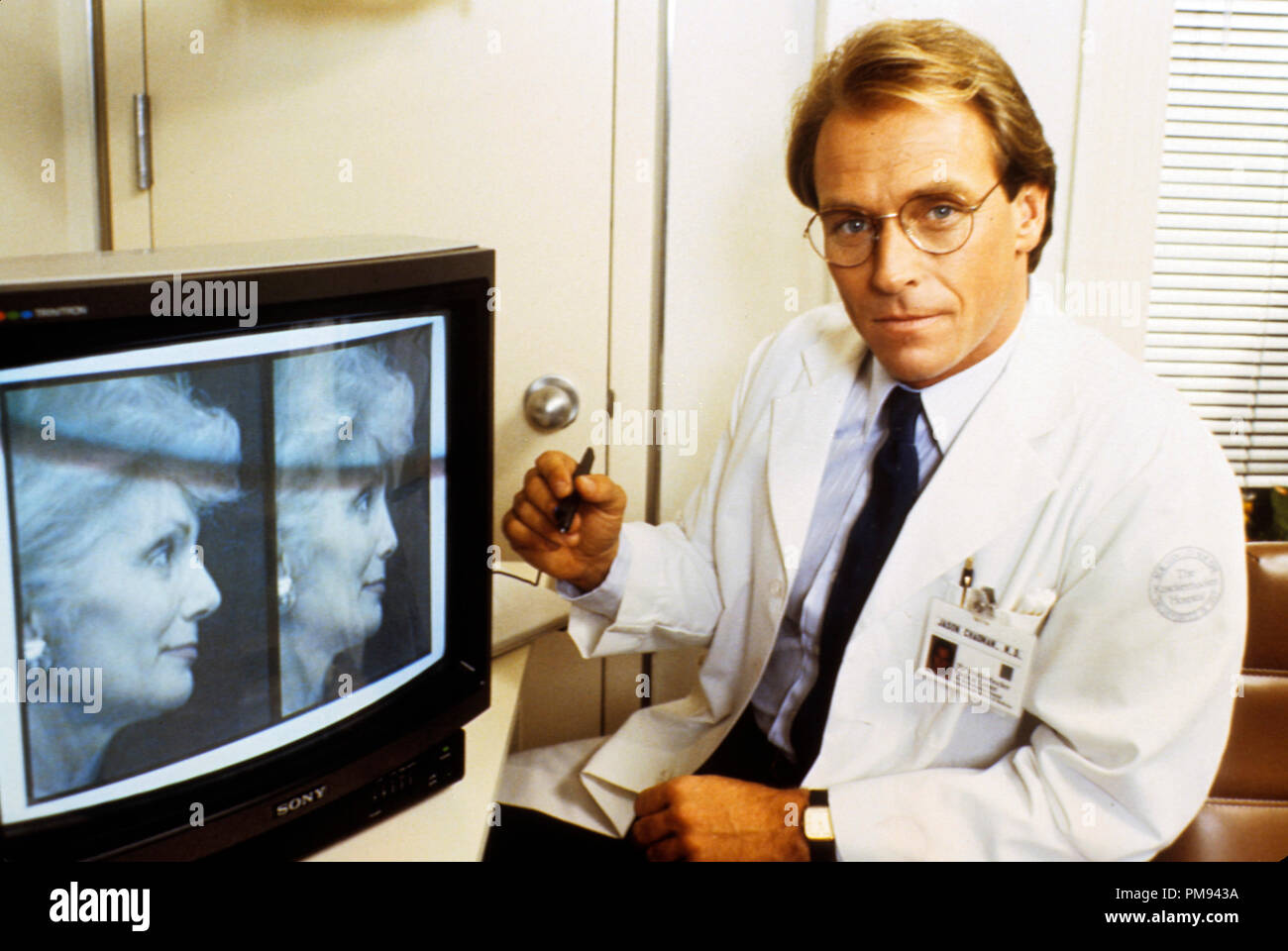 Hello Again Picture Hello again 1987 hi-res stock photography and images - Alamy