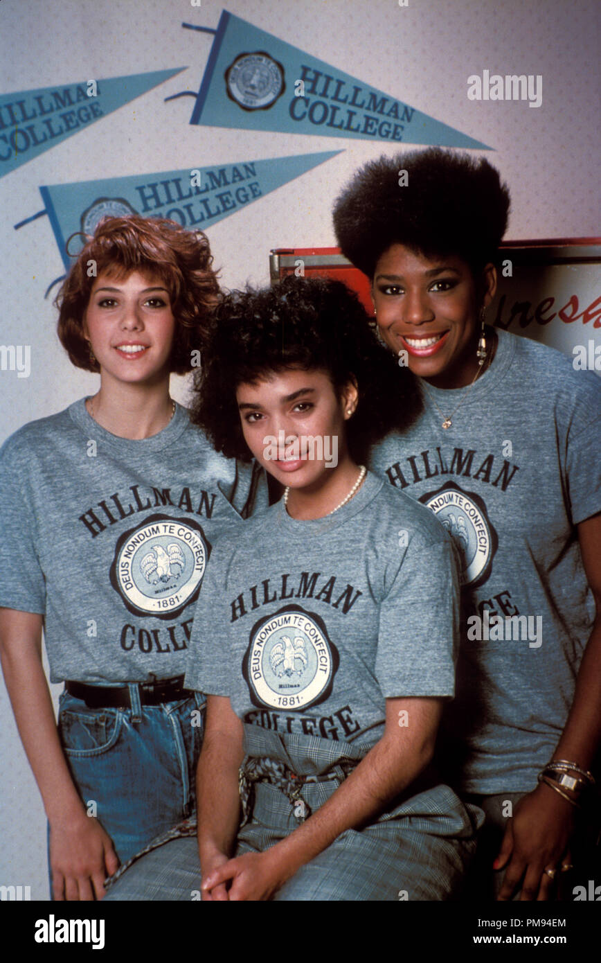 Studio Publicity Still From A Different World Lisa Bonet Marisa Tomei Dawnn Lewis 1987 All Rights Reserved File Reference tha For Editorial Use Only Stock Photo Alamy