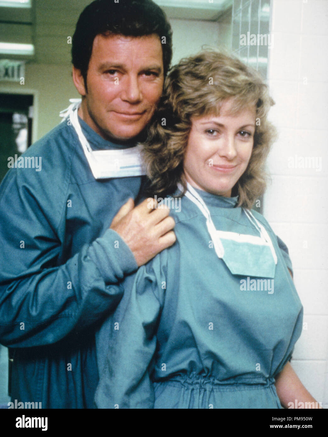Studio Publicity Still from 'Star Trek IV: The Voyage Home' William Shatner,  Catherine Hicks © 1986 Paramount All Rights Reserved   File Reference # 31700083THA  For Editorial Use Only Stock Photo