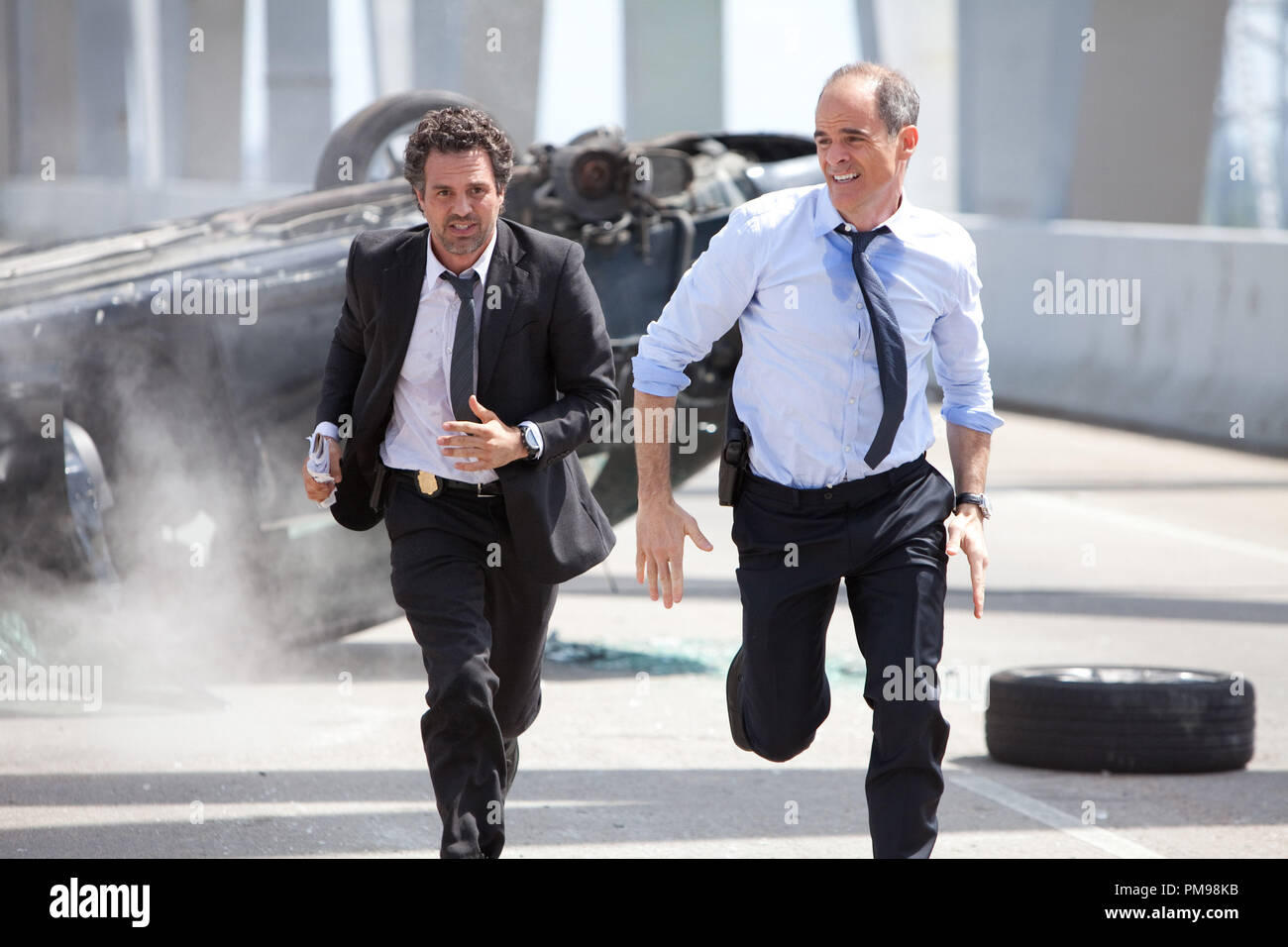 Mark Ruffalo And Michael Kelly Star In Now You See Me Mark Ruffalo And Michael Kelly Star In Now You See Me