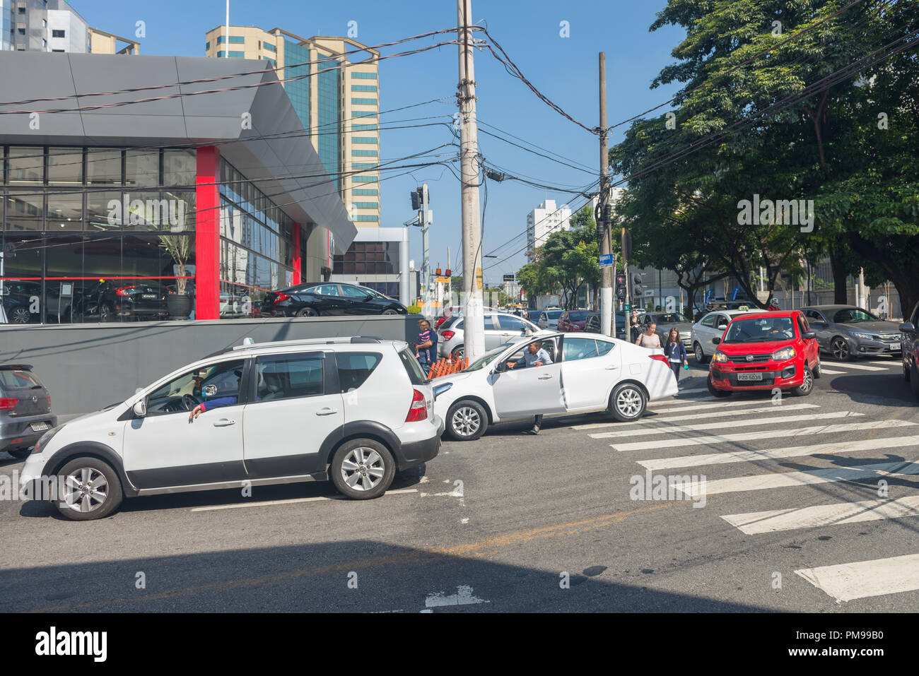 Sao Paulo, Brazil, mai 26, 2018 Cars line in front of gas station with