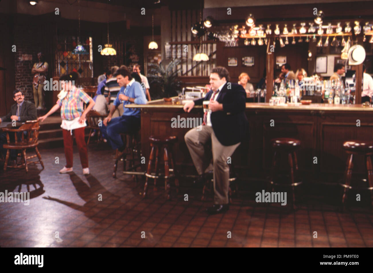 Page 2 Cheers Tv Show High Resolution Stock Photography And Images Alamy