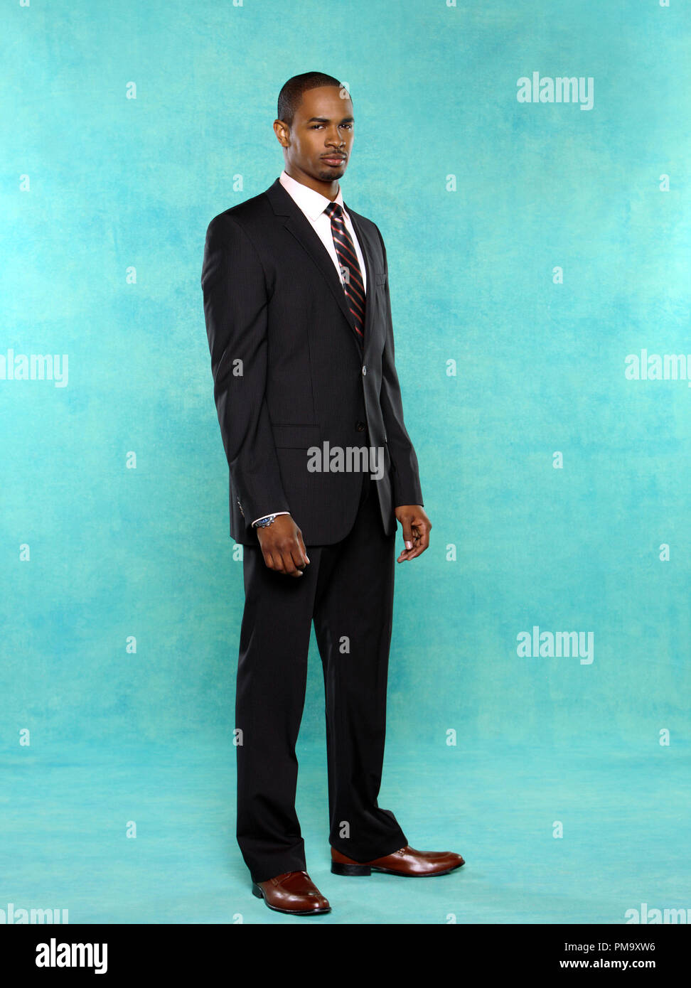 HAPPY ENDINGS - ABC’s “Happy Endings” stars Damon Wayans, Jr. as Brad