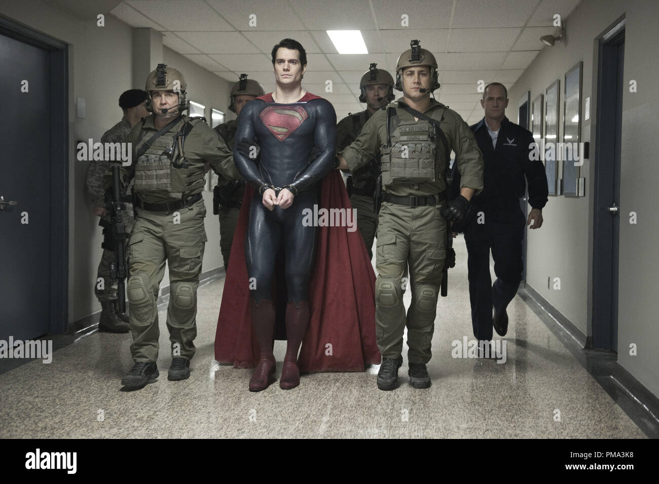 L-r) AMY ADAMS as Lois Lane and CHRISTOPHER MELONI as Colonel Nathan Hardy  in Warner Bros. Pictures' and Legendary Pictures' action adventure “MAN OF  STEEL,” a Warner Bros. Pictures release Stock Photo 