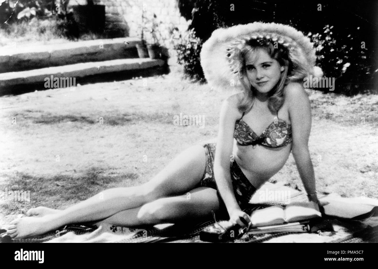 Lolita sue lyon hi-res stock photography and images - Alamy